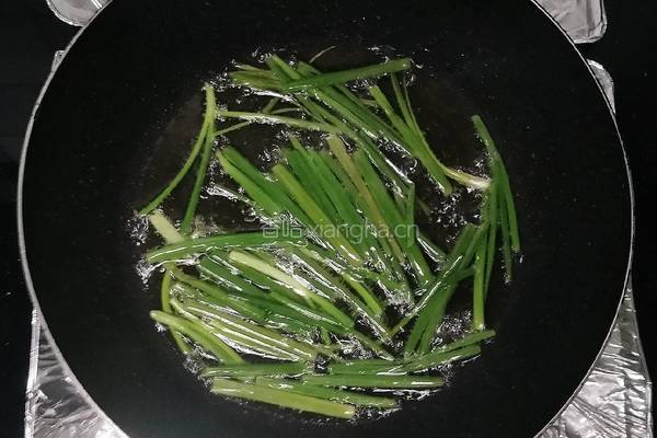 葱油拌面的做法图解4