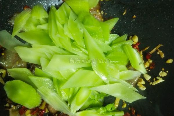 莴笋炒腊肉的做法图解6