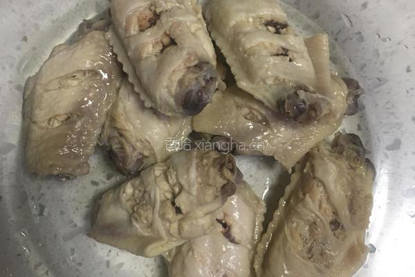 藤椒汁豆瓣醬雞翅的做法图解3