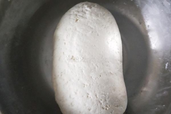 菠菜素包的做法图解1