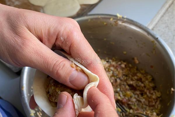 猪肉香菇包子的做法图解10