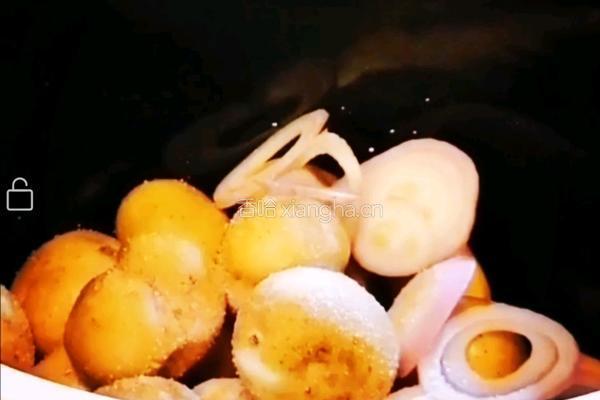 咖喱小土豆的做法图解1