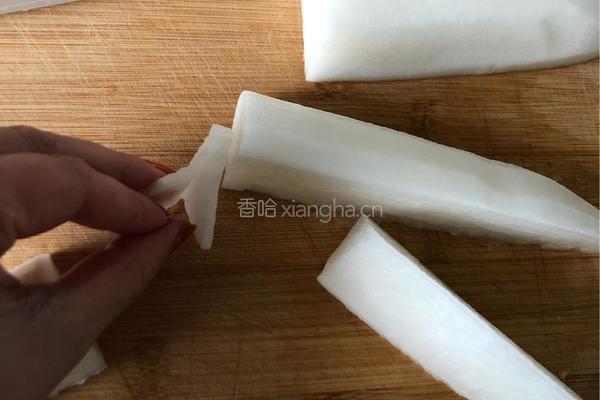 腌萝卜的做法图解1