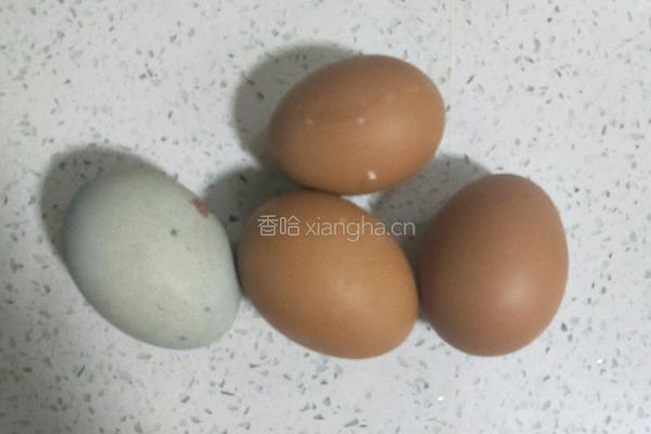 蒸皮蛋的做法图解1