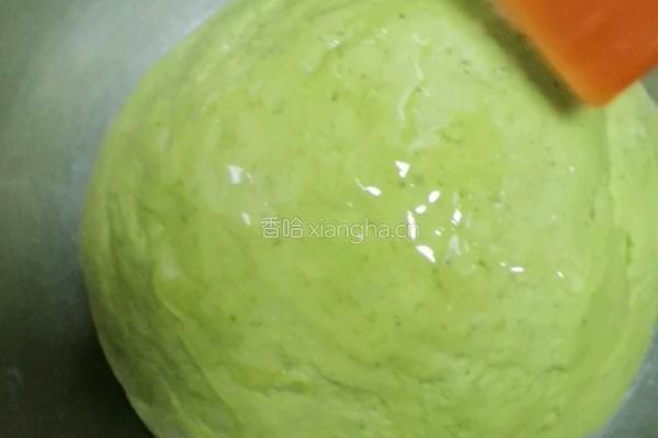 绿色面团制作与发酵的做法图解9