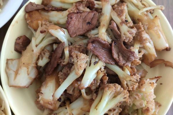 菜花炒肉的做法图解4