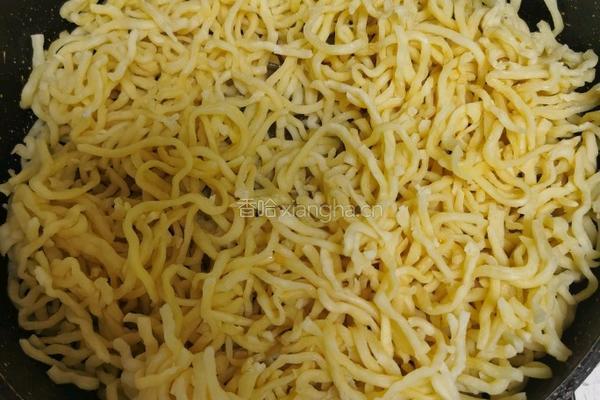 五花肉豆角土豆焖面的做法图解10