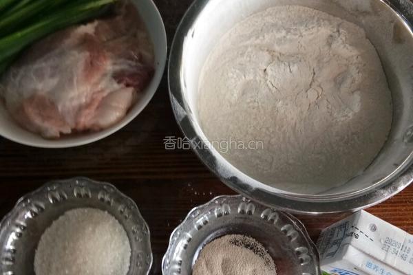 肉包子的做法图解1