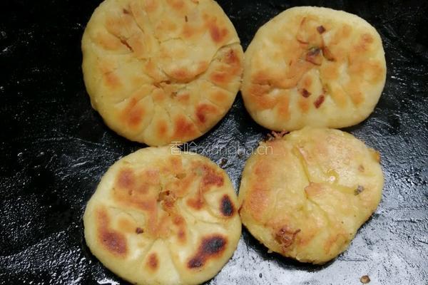 乡村版粉丝包菜馅饼的做法图解7