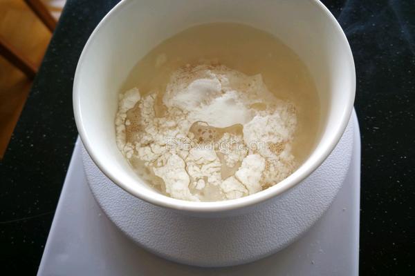 黑麦抹茶麻薯软欧的做法图解2