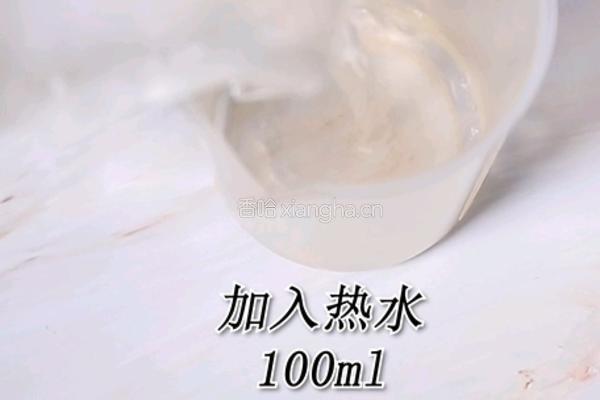 鹿角巷同款小鹿出抹的做法(小兔奔跑饮品培训)的做法图解1