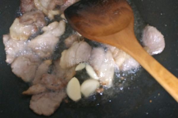 经典家常蒜苔鲅鱼的做法图解7