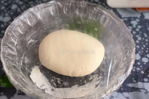 豆沙馅儿零食的做法图解1