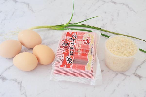 蟹柳鸡蛋便当的做法图解1