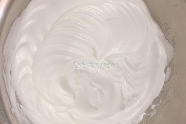 八寸戚风蛋糕,仅5样材料的做法图解2