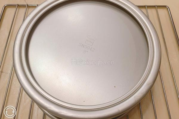 八寸戚风蛋糕，仅5样材料的做法图解6
