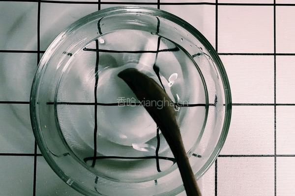超嫩鸡蛋羹 挑食的宝宝也爱吃的做法图解2