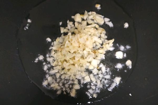 3分钟减肥瘦身菜蒜蓉西兰花的做法图解9