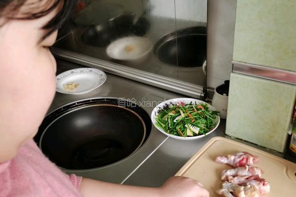美味鸡腿的做法图解1