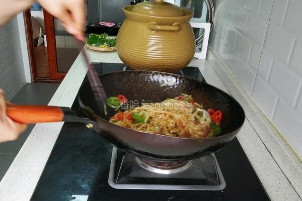 辣炒河粉的做法图解6