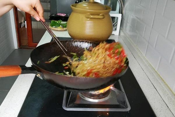 辣炒河粉的做法图解8
