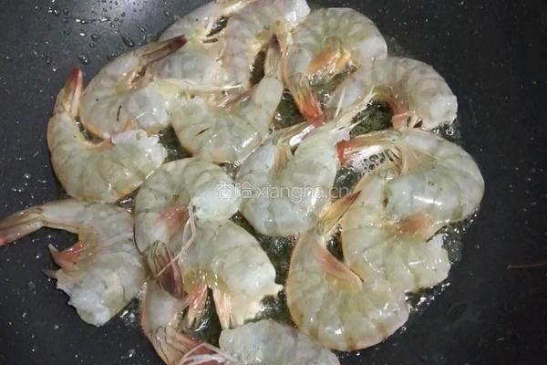 番茄炒大虾便当的做法图解3