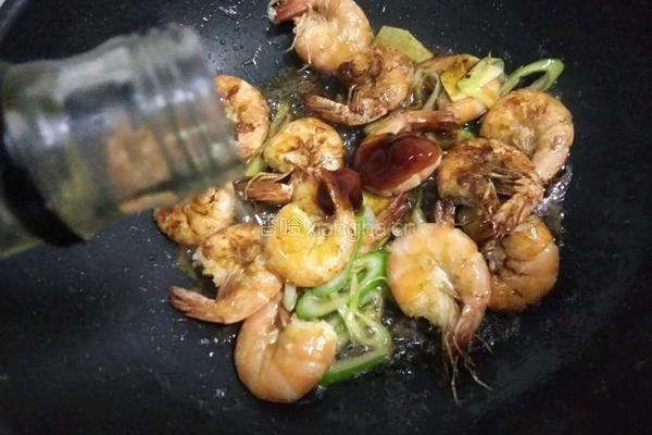 番茄炒大虾便当的做法图解5