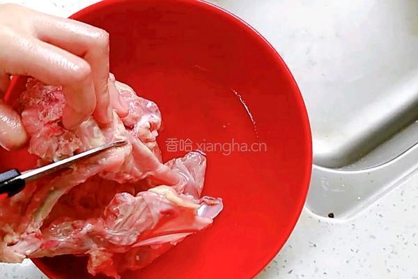 超级鲜美的鸡汤豆腐串 最后连烧烤和鸡汤都有了的做法图解7