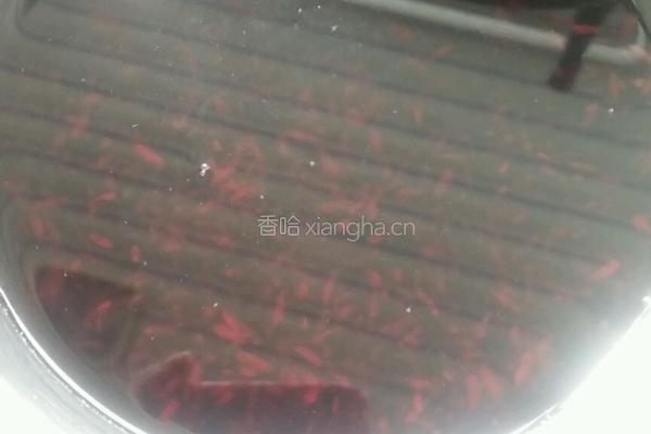 紫米鸡肉粥的做法图解1