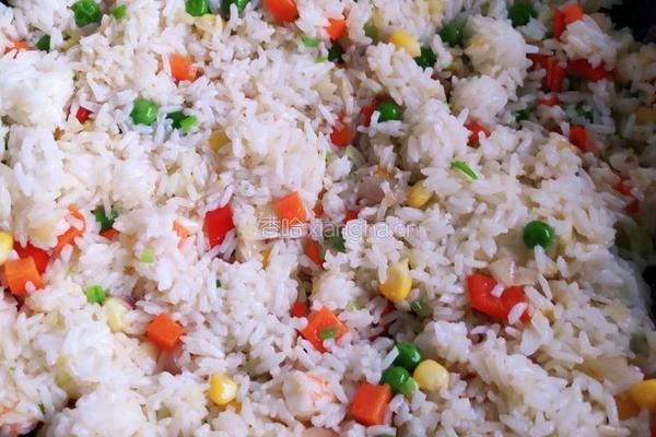 菠萝咖哩炒饭的做法图解10