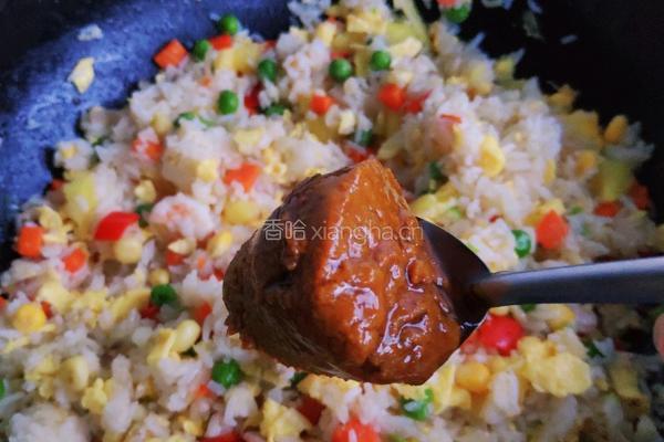 菠萝咖哩炒饭的做法图解13