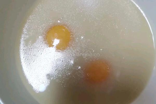 鱼汤鸡蛋羹的做法图解4