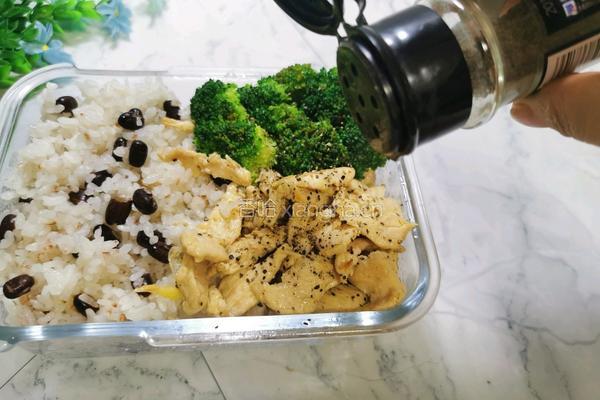 鸡胸肉红豆饭便当的做法图解17