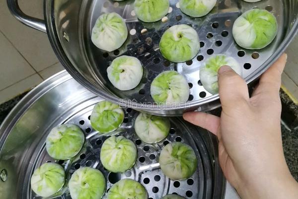 双色香菇鲜肉包的做法图解11