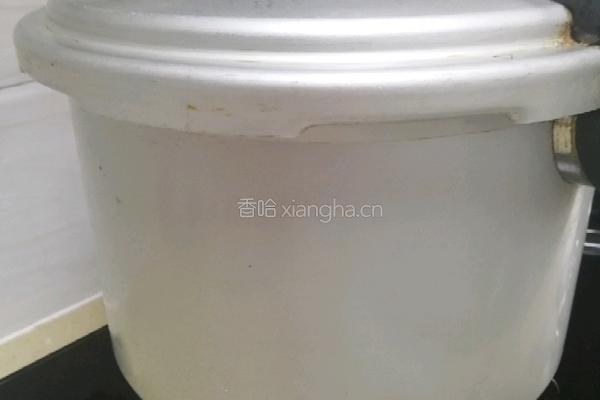 肉丝煨笋干的做法图解3