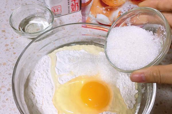 香酥牛角包的做法图解2