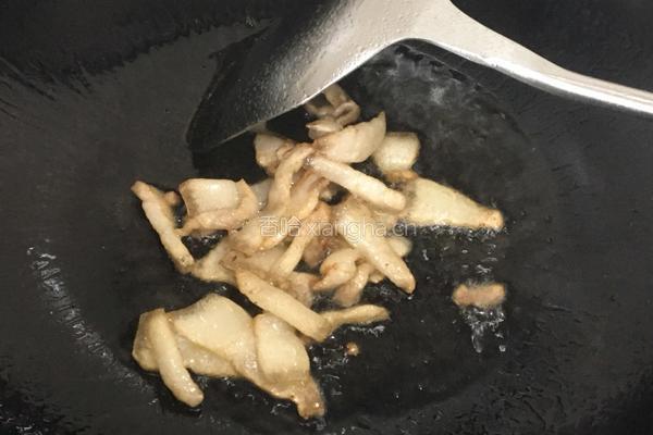 包心菜炒肉的做法图解6