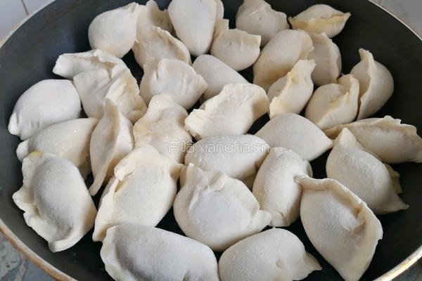 快手煎饺的做法图解3
