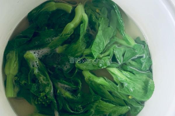 日式荞麦冷面与芝士寿司爱心便当的做法图解2