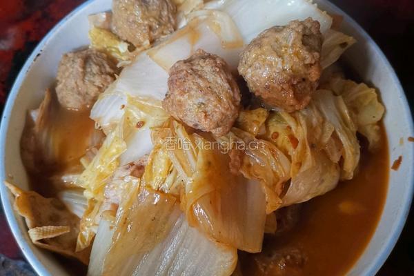 大白菜烧圆子的做法图解5