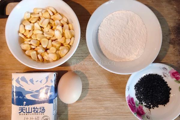 鲜甜玉米烙的做法图解1