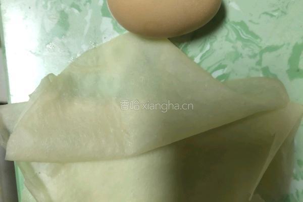 春饼裹鸡蛋的做法图解1