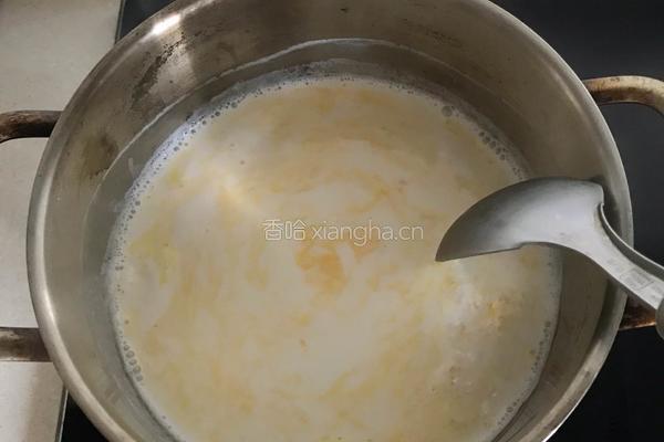 牛奶鸡蛋醪糟的做法图解3