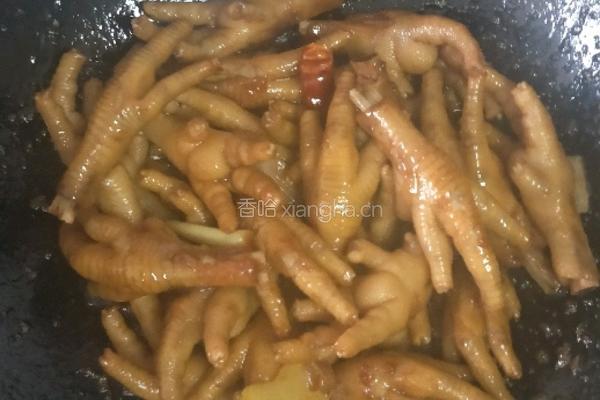 家常红烧鸡爪的做法图解7