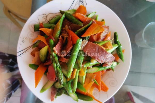 腊肉炒芦笋的做法图解7