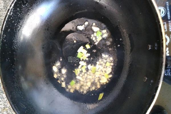速成肉丝干煸豆角的做法图解2