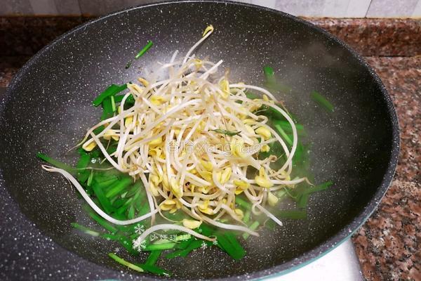 韭菜炒豆芽的做法图解7