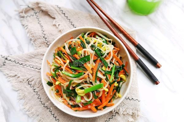 韭菜炒豆芽的做法图解10