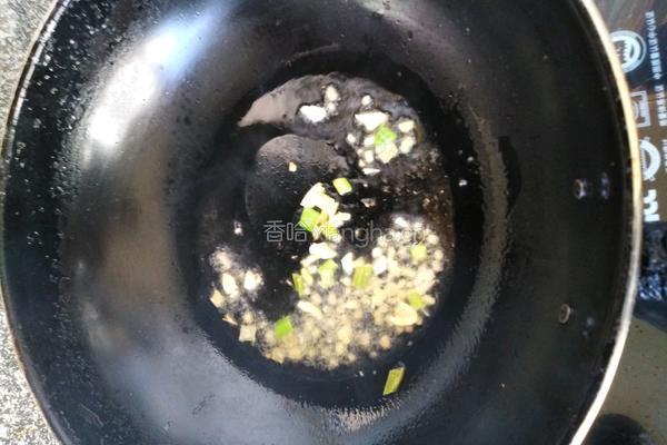 糖醋蒜香丝瓜的做法图解2