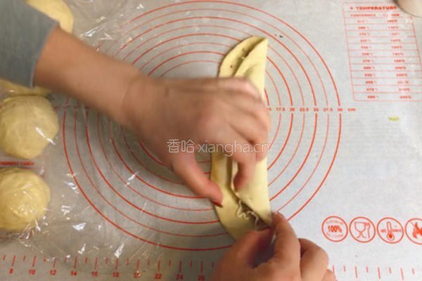 港式肠仔包的做法图解17